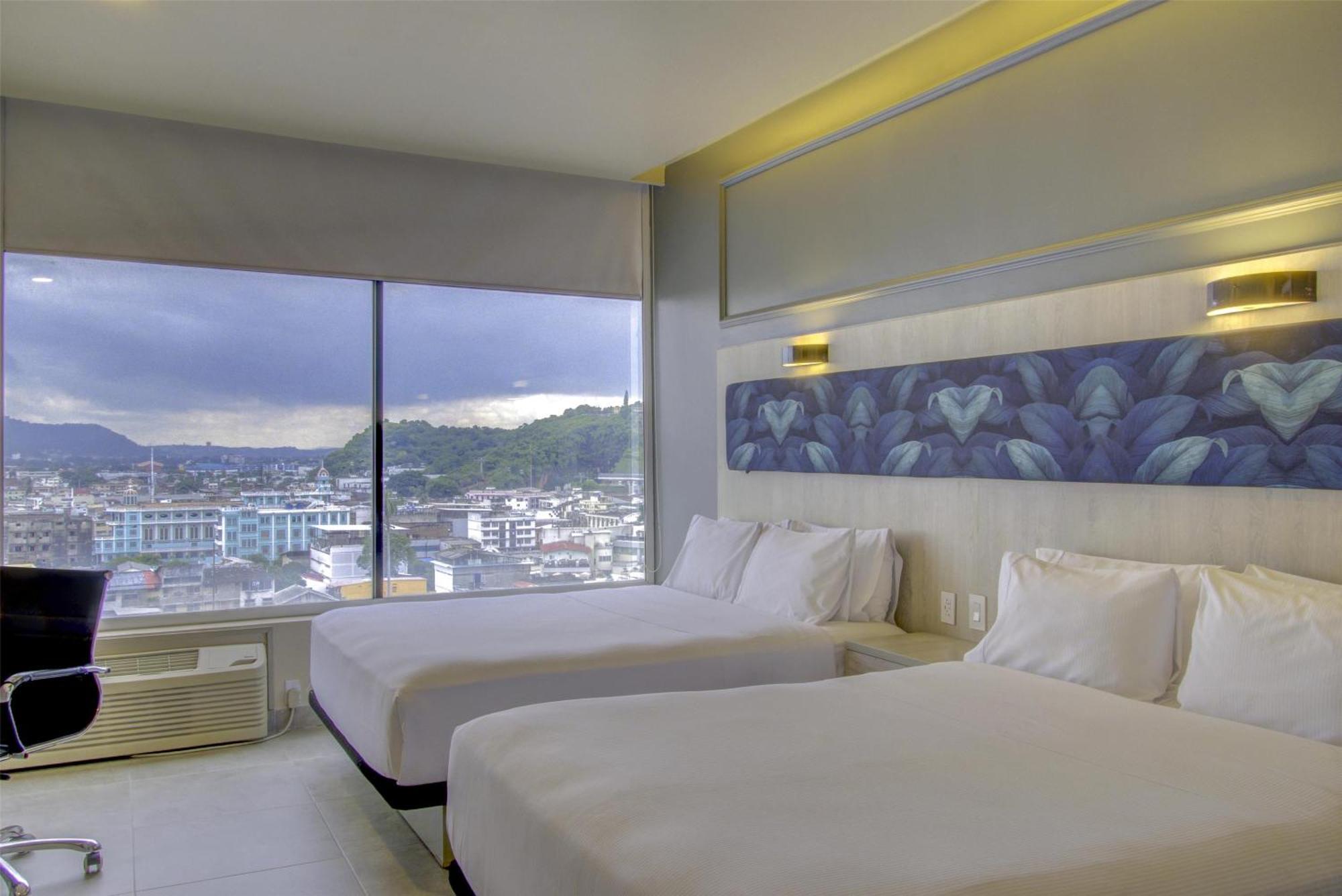 Doubletree By Hilton Guayaquil Hotel Exterior photo